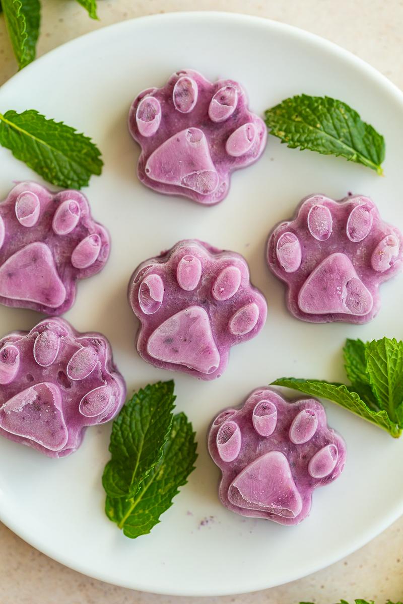 3 Ingredient Minty Dog Treats at Home