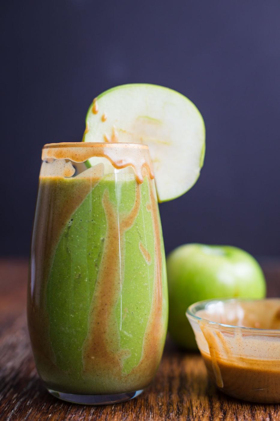 Caramel Apple Green Smoothie at Home
