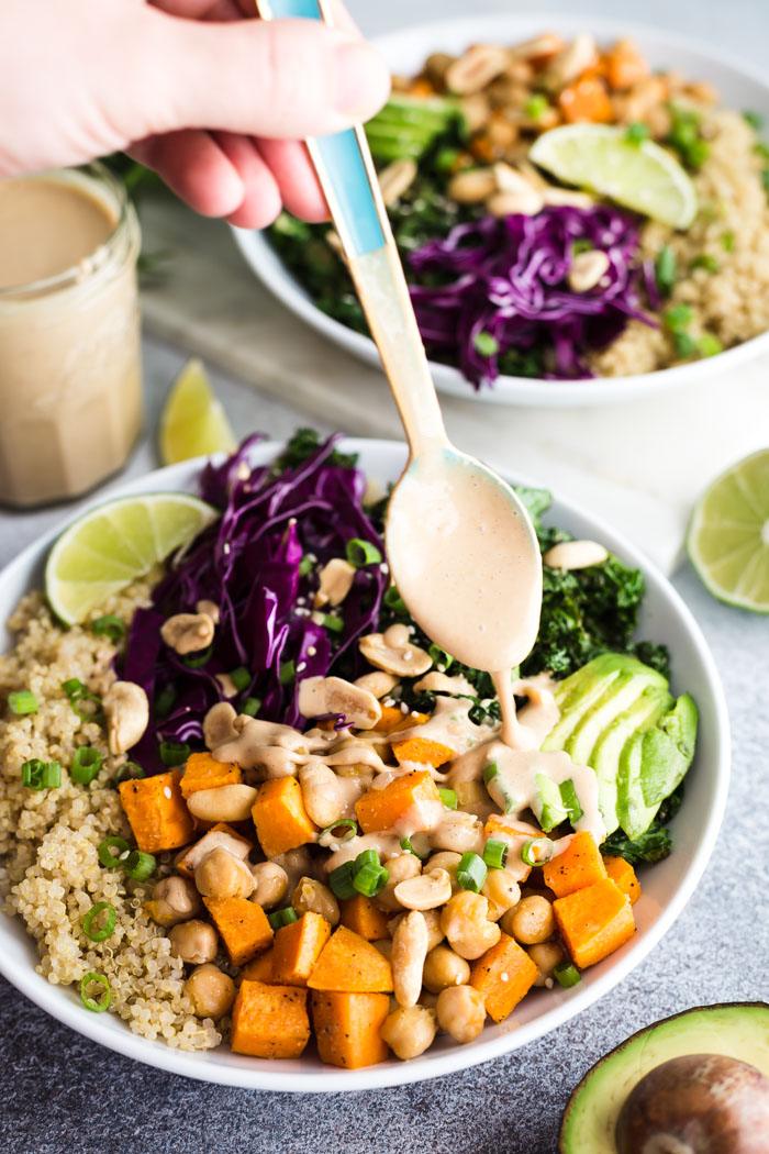 Chickpea Sweet Potato Buddha Bowl- this vegan buddha bowl is straightforward to make, great for meal prep, and so satisfying!! #vegan #dinner #mealprep