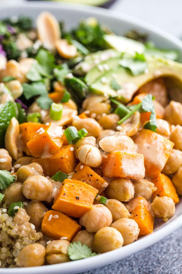Chickpea Sweet Potato Buddha Bowl- this vegan buddha bowl is straightforward to make, great for meal prep, and so satisfying!! #vegan #dinner #mealprep