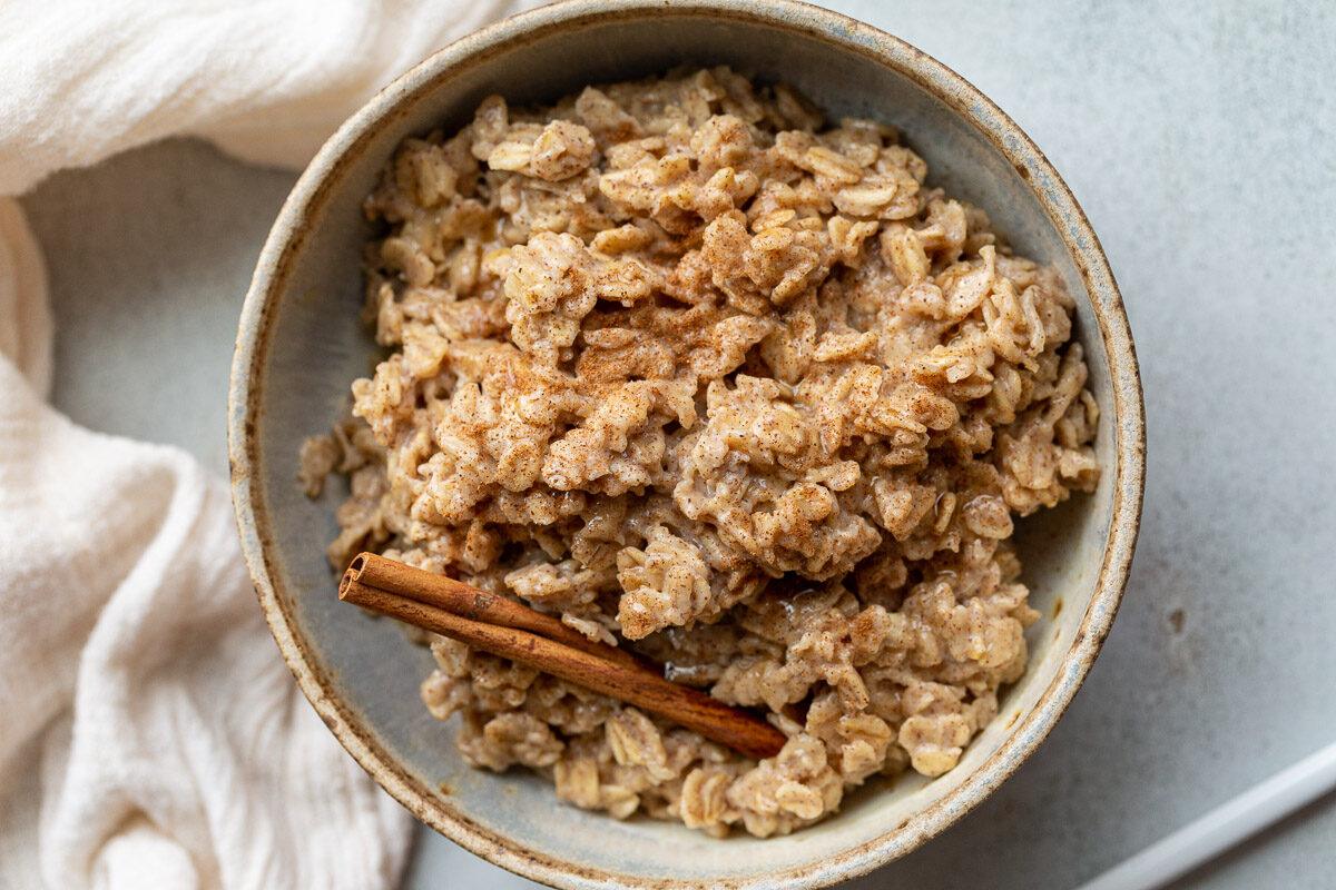 Cinnamon Oatmeal at Home