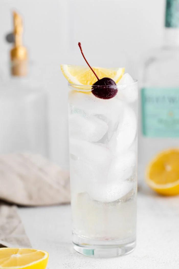 Old-school Tom Collins at Home