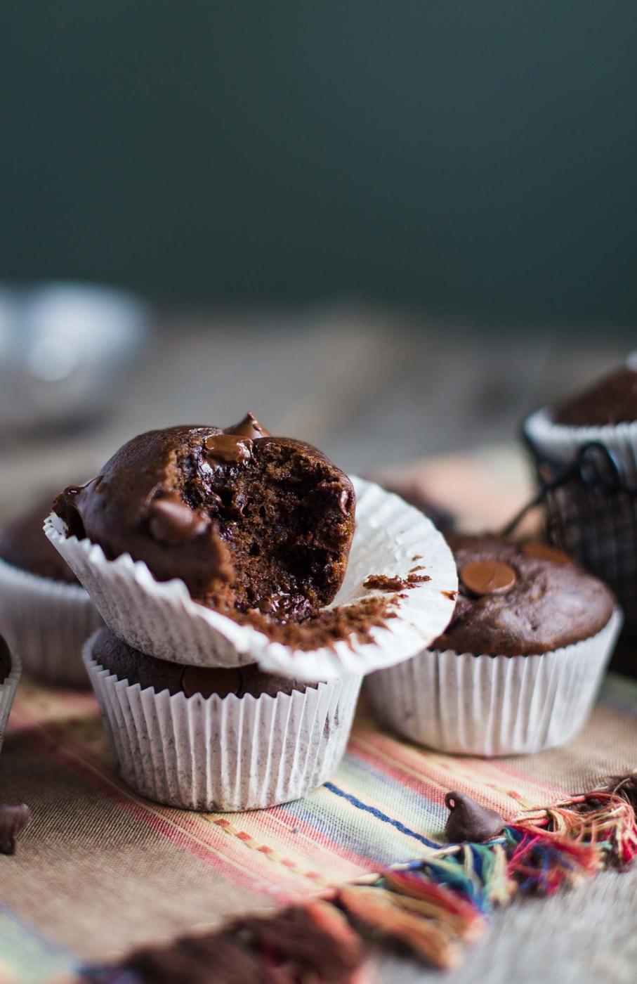 Double Chocolate VEGAN Muffins- this method is SO satisfying and straightforward to bake. They taste only like normal muffins and will leave everyone satisfied! SO chocolaty and SATISFYING!