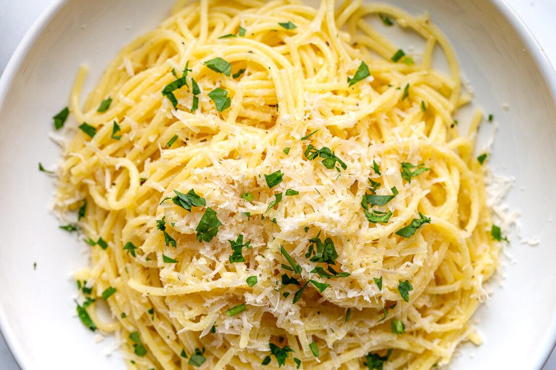 Straightforward Garlic Butter Noodles at Home