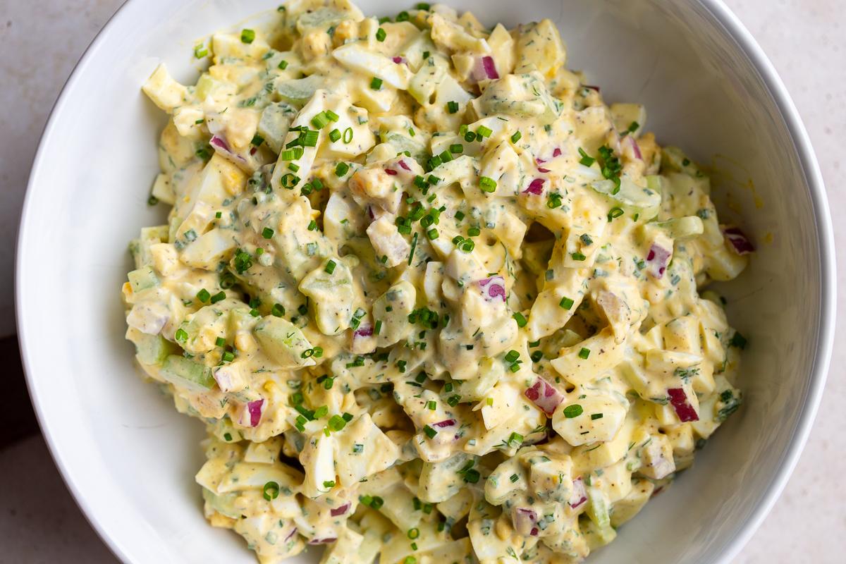 How to Make Egg Salad (Simple & Old-school) on the Stove