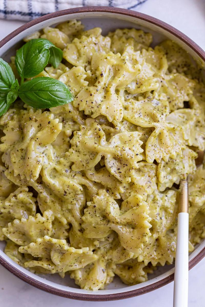 Pesto Cream Sauce (10 minutes!) for the Table