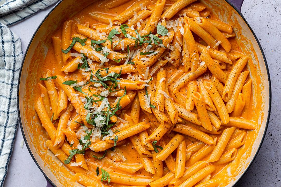 Creamy Roasted Red Pepper Pasta from the Pantry