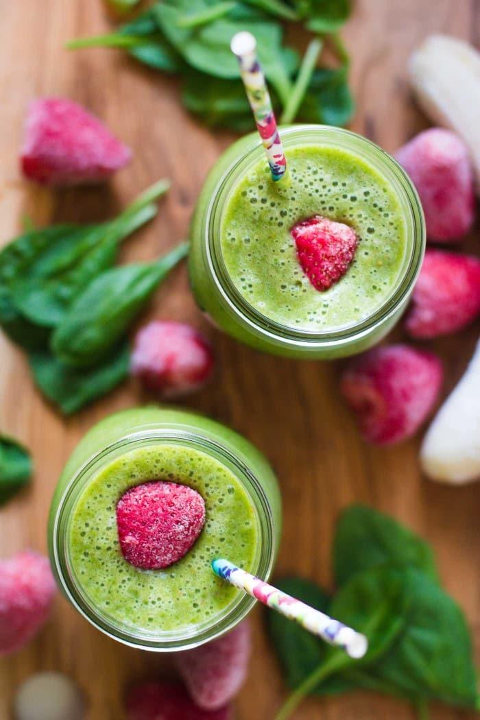Strawberry Banana Green Smoothie from the Pantry