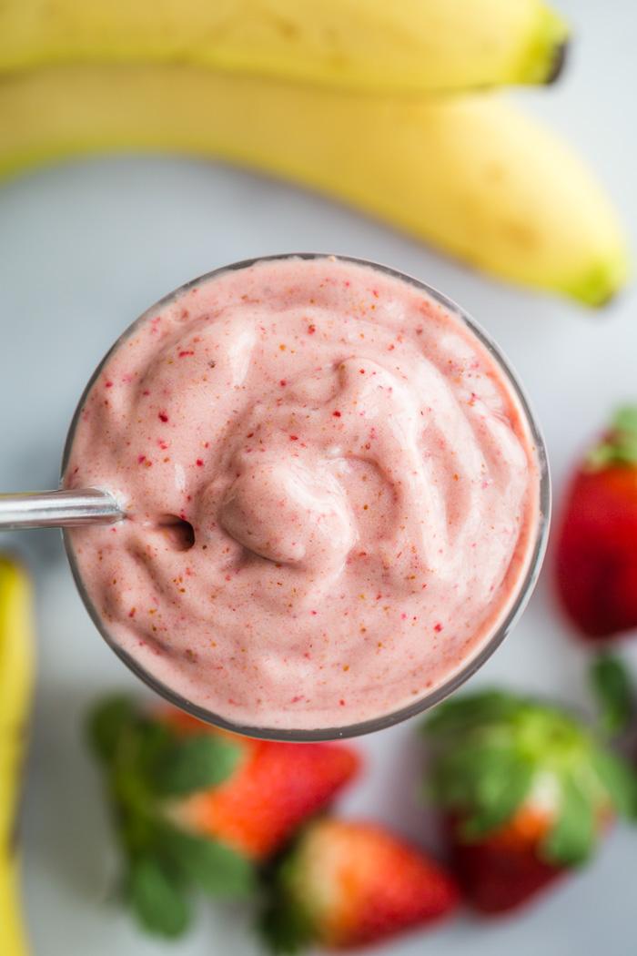 Strawberry Banana Smoothie from the Pantry