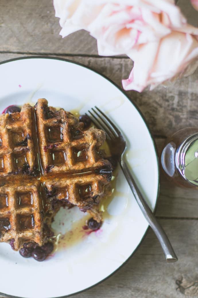vegan blueberry oatmeal waffles on the Stove