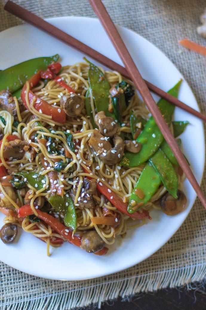 Vegan Lo Mein Noodles from the Pantry