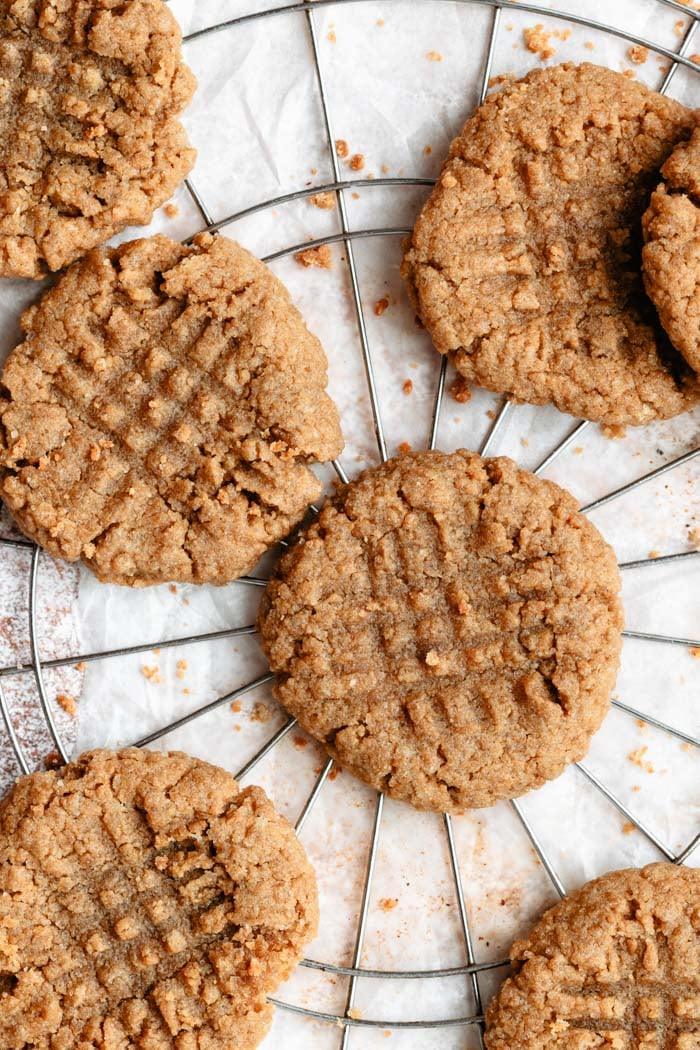 Vegan Peanut Butter Cookies at Home