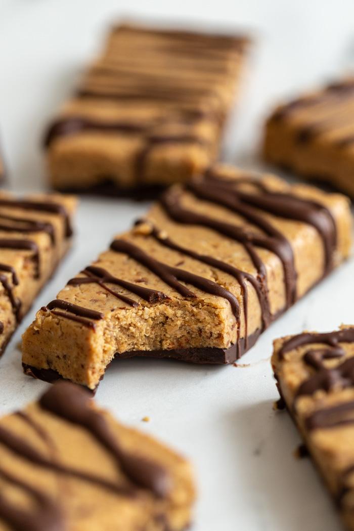 Kitchen-made Protein Bars for the Table