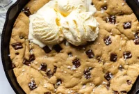 Plant-Based Skillet Pizookie