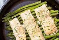 Effortless One-Pan Salmon and Asparagus Dinner