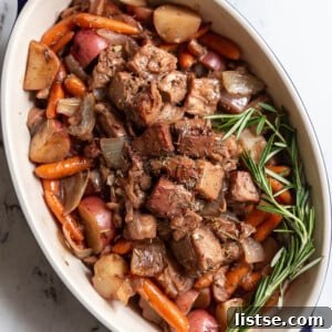 jackfruit pot roast in a blue casserole dish