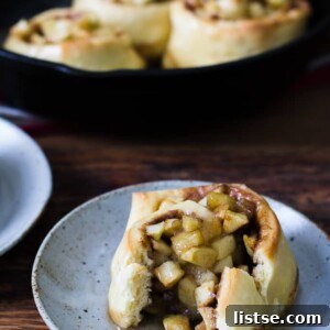 Apple Cinnamon Swirls 3 Apple Pie Cinnamon Rolls tarif fotoğrafı