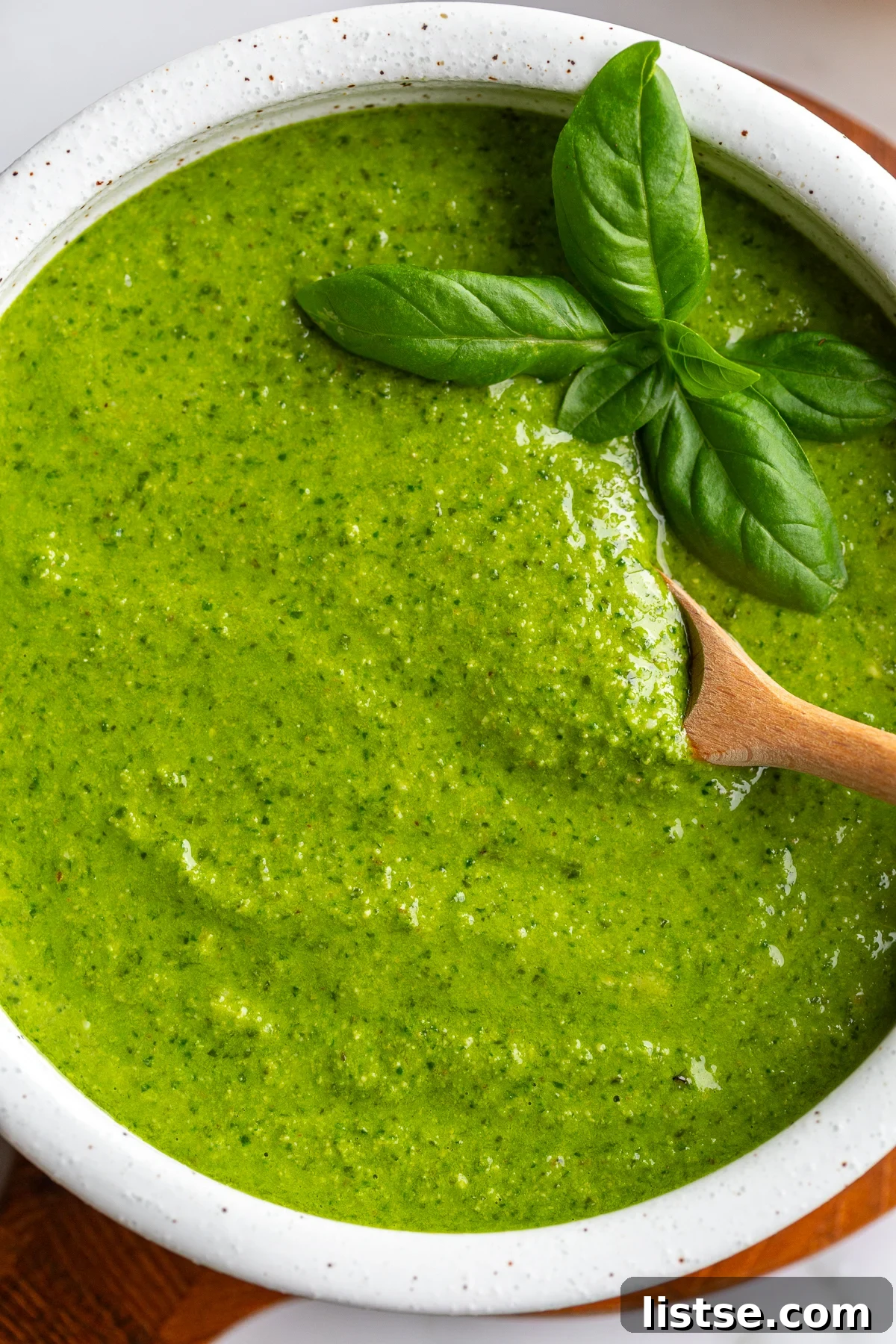 Homemade Walnut Pesto Recipe 2 img 52634 1